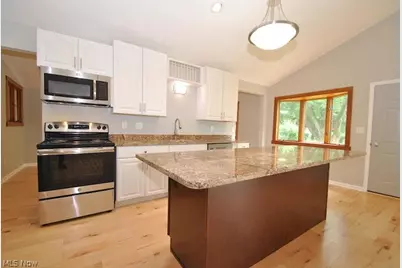 7101 Ivy Court, Mentor, OH 44060 - Photo 6