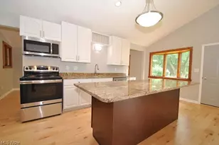 7101 Ivy Ct, Mentor, OH 44060 - Photo 6