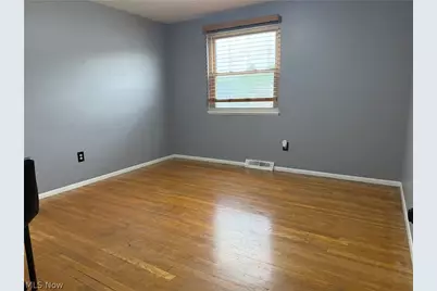 24881 Ridgeline Drive, Huber Heights, OH 44146 - Photo 12