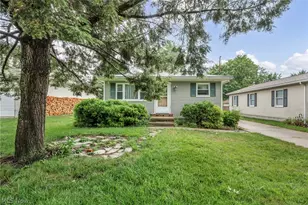 261 Fairmount Ave, Barberton, OH 44203 - Photo 2