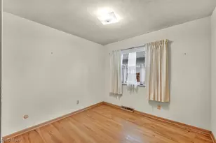 261 Fairmount Ave, Barberton, OH 44203 - Photo 14