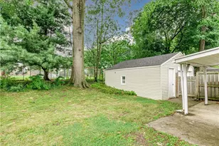 2180 Schubert St, Cuyahoga Falls, OH 44221 - Photo 16