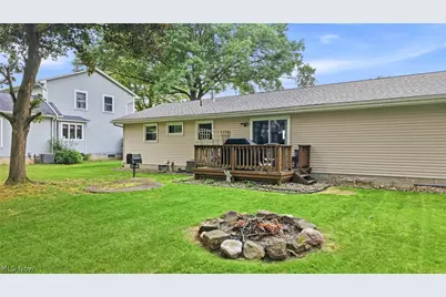 6955 Colleen Drive, Youngstown, OH 44512 - Photo 2
