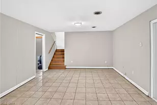 1124 Blueberry Hill Dr, Brunswick, OH 44212 - Photo 28