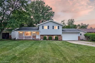 1124 Blueberry Hill Drive, Brunswick, OH 44212 - Photo 4