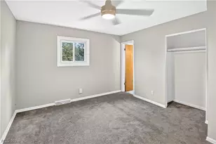 1124 Blueberry Hill Dr, Brunswick, OH 44212 - Photo 16