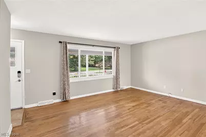 1124 Blueberry Hill Drive, Brunswick, OH 44212 - Photo 12