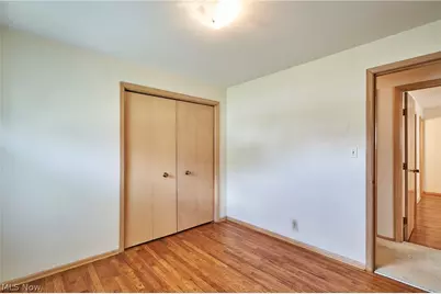 29581 Robert Street, Wickliffe, OH 44092 - Photo 18