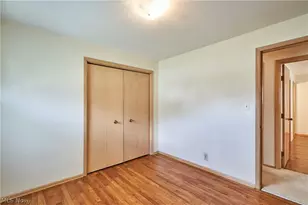 29581 Robert St, Wickliffe, OH 44092 - Photo 18