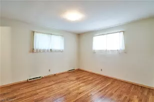 29581 Robert St, Wickliffe, OH 44092 - Photo 12