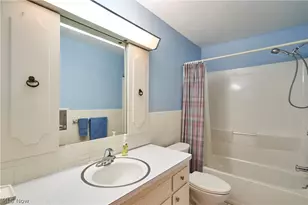 29581 Robert St, Wickliffe, OH 44092 - Photo 10