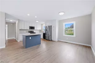 378 Dehoff Dr, Youngstown, OH 44515 - Photo 12