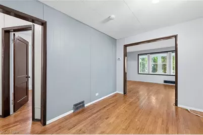 17476 Shaw Avenue, Oakwood, OH 44107 - Photo 8