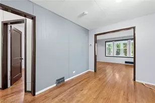 17476 Shaw Ave, Oakwood, OH 44107 - Photo 8