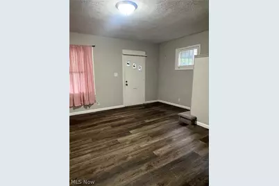 768 Garfield Street, Akron, OH 44310 - Photo 2