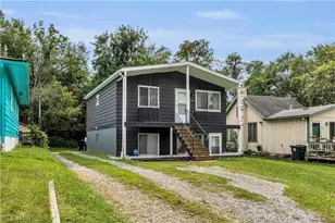 736 Hogue Ave, Akron, OH 44310 - Photo 2