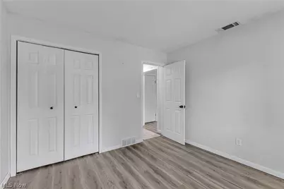 736 Hogue Avenue, Akron, OH 44310 - Photo 12