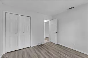 736 Hogue Ave, Akron, OH 44310 - Photo 12