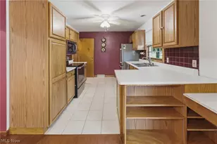 3460 Swallen Ave, Louisville, OH 44641 - Photo 28