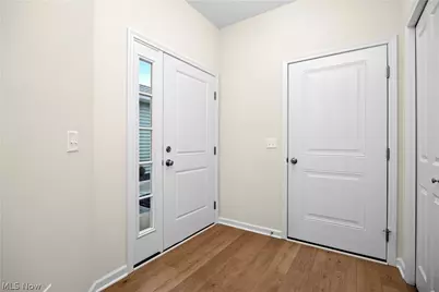 509 Eldemire Lane, Elyria, OH 44035 - Photo 2