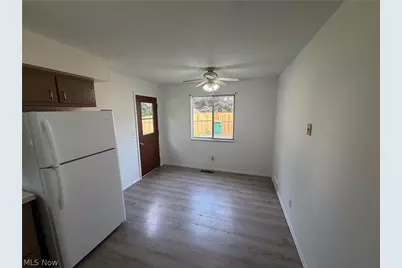 4426 Cherryhurst Drive, Stow, OH 44224 - Photo 6