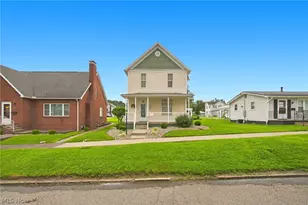 838 Walnut St, Caldwell, OH 43724 - Photo 2