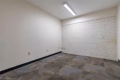 1235 E Tallmadge Avenue, Akron, OH 44310 - Photo 20
