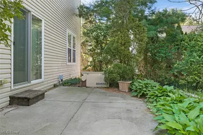 3108 Vermont Place, Green, OH 44312 - Photo 4