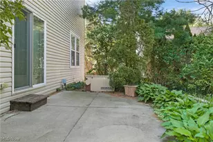 3108 Vermont Pl, Green, OH 44312 - Photo 4