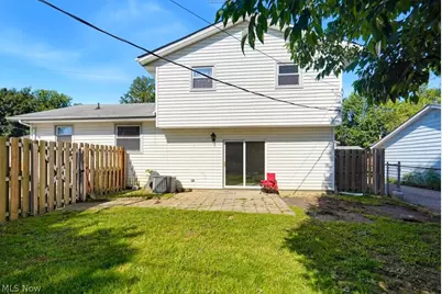 1295 Mohegan Trail, Willoughby, OH 44094 - Photo 6