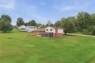10811 Buehler Rd NE, Bolivar, OH 44612 - Photo 6