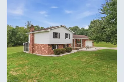 10811 Buehler Road NE, Bolivar, OH 44612 - Photo 2