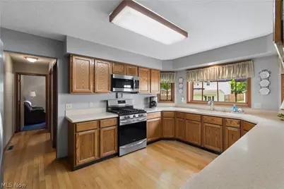 881 Dan Avenue, Canal Fulton, OH 44614 - Photo 8