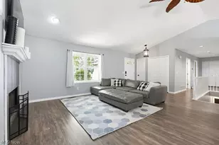 3166 Vermont St NW, North Canton, OH 44720 - Photo 6