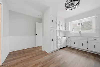 202 Hawk Avenue, Akron, OH 44312 - Photo 14