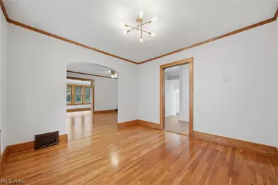 202 Hawk Avenue, Akron, OH 44312 - Photo 10