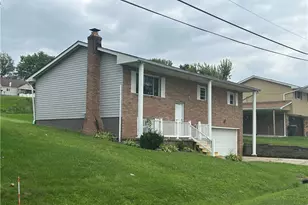 108 Brentwood Blvd, Wintersville, OH 43953 - Photo 2