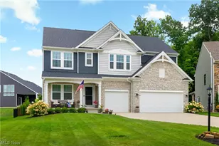2761 Weeping Pne Dr, Medina, OH 44256 - Photo 2
