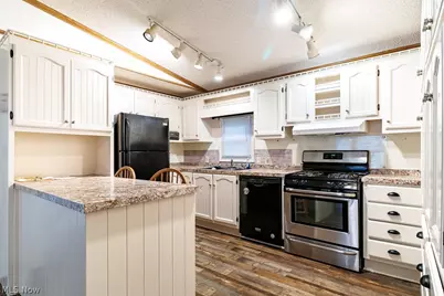 1229 Columbiana-Lisbon Road #103, Columbiana, OH 44408 - Photo 6
