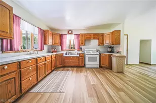 9220 Pritchard Rd, Garrettsville, OH 44231 - Photo 8