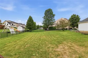 36035 Harbor Dr, North Ridgeville, OH 44039 - Photo 38