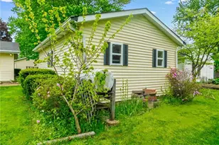 7386 Lake Rd, Madison, OH 44057 - Photo 28