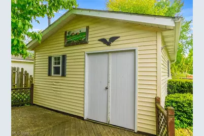 7386 Lake Road, Madison, OH 44057 - Photo 20