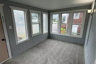 82 Brown St, Barberton, OH 44203 - Photo 6