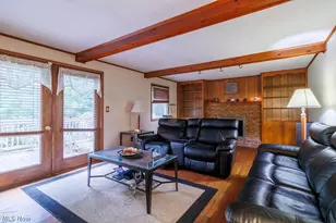 545 Oakridge Dr, Youngstown, OH 44512 - Photo 12