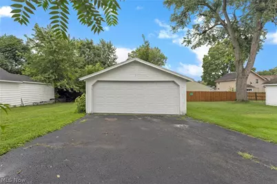 486 7th Street, Struthers, OH 44471 - Photo 18