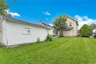 486 7th St, Struthers, OH 44471 - Photo 20