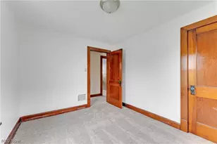 486 7th St, Struthers, OH 44471 - Photo 16