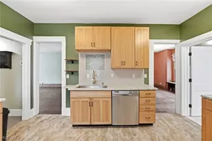 425 West Ave, Elyria, OH 44035 - Photo 12