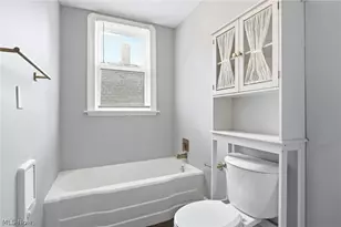 425 West Ave, Elyria, OH 44035 - Photo 28
